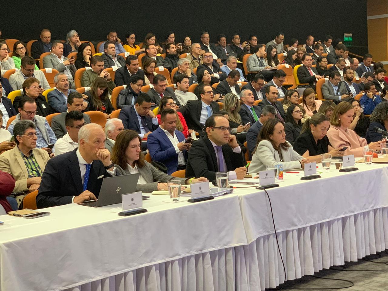 “Tenemos una oportunidad enorme para recuperar el Río Bogotá”: Ministerio de Ambiente a los 47 alcaldes con obligaciones en cumplimiento de sentencia “Tenemos una oportunidad enorme para recuperar el Río Bogotá”: Ministerio de Ambiente a los 47 alcaldes con obligaciones en cumplimiento de sentencia