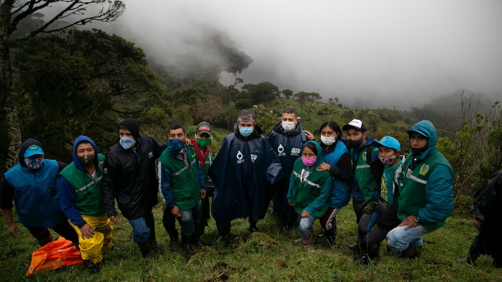 Con siembra de palma de cera, MinAmbiente realizó recorrido por Páramo Las Tinajas Con siembra de palma de cera, MinAmbiente realizó recorrido por Páramo Las Tinajas