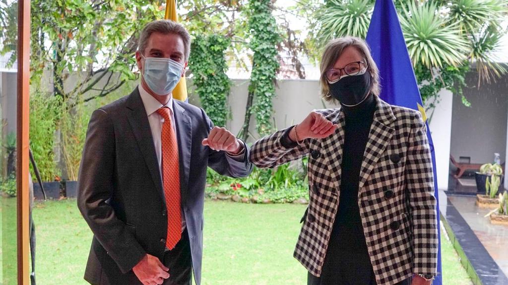 Ministro de Ambiente y Embajadora de Unión Europea pasan revista a programas de desarrollo conjunto Ministro de Ambiente y Embajadora de Unión Europea pasan revista a programas de desarrollo conjunto