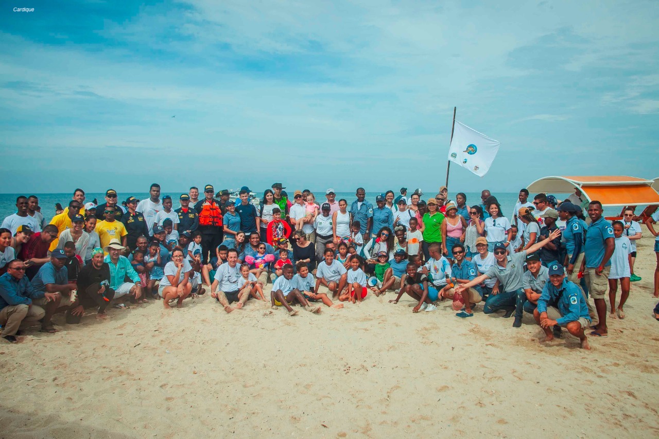 En el Día de la Gente de Mar, celebramos la iniciativa de las comunidades que protegen y cuidan los ecosistemas marinos En el Día de la Gente de Mar, celebramos la iniciativa de las comunidades que protegen y cuidan los ecosistemas marinos