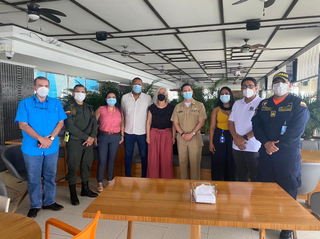 El Minambiente convocó mesa de trabajo para proteger y conservar especies marinas El Minambiente convocó mesa de trabajo para proteger y conservar especies marinas