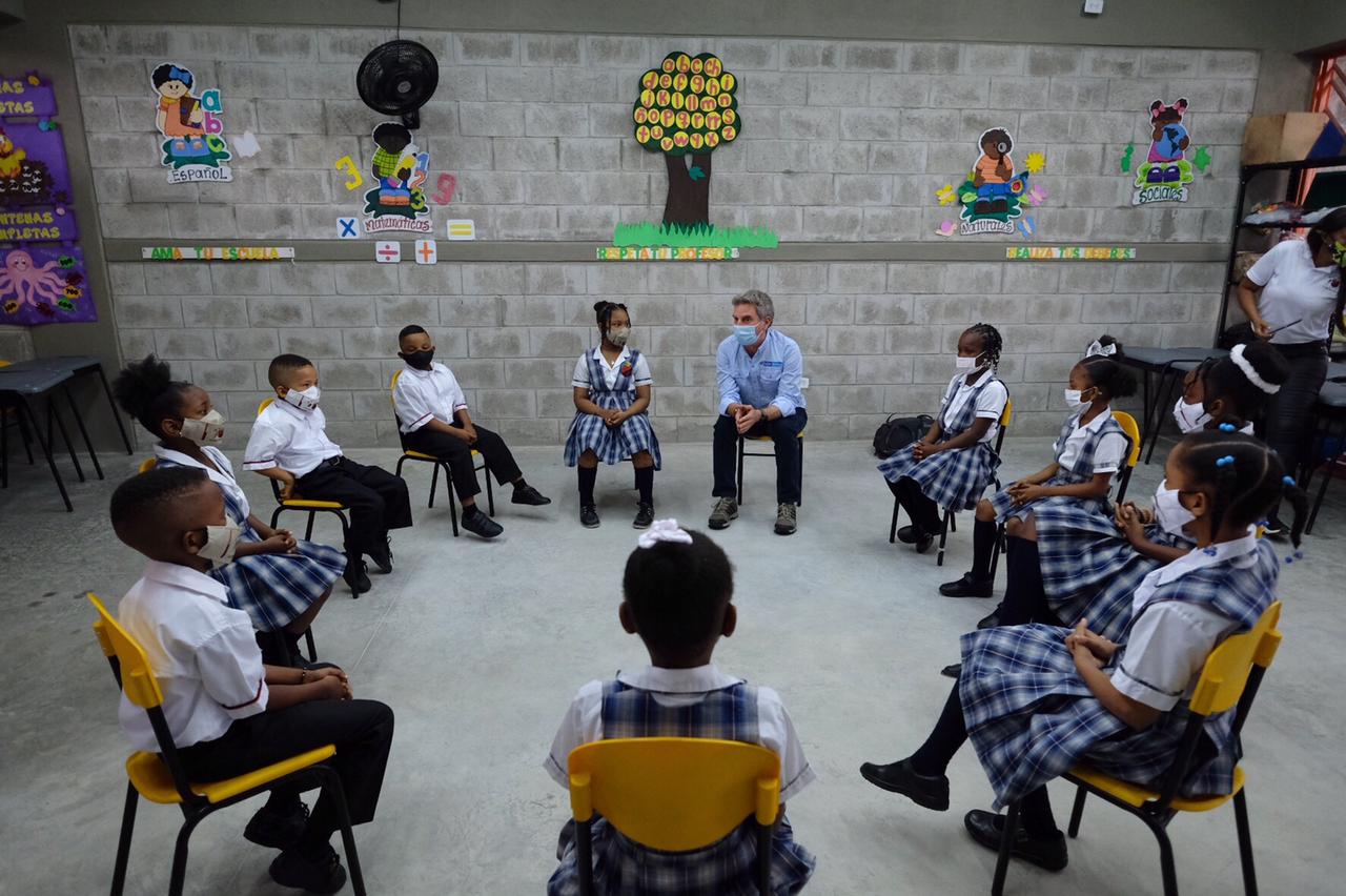 “Los niños son nuestros mejores maestros”: MinAmbiente “Los niños son nuestros mejores maestros”: MinAmbiente