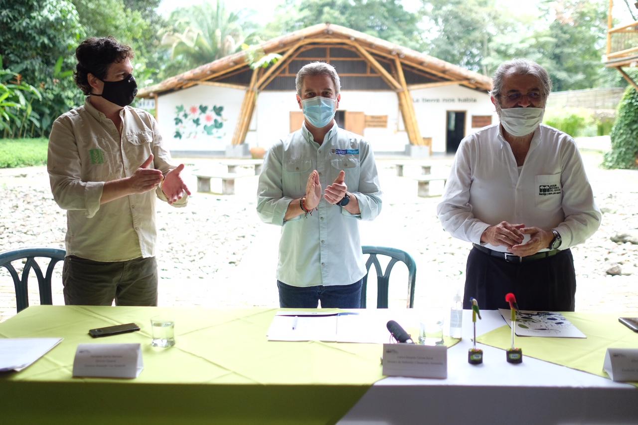 Ministro de Ambiente anuncia buenas noticias para el Quindío Ministro de Ambiente anuncia buenas noticias para el Quindío