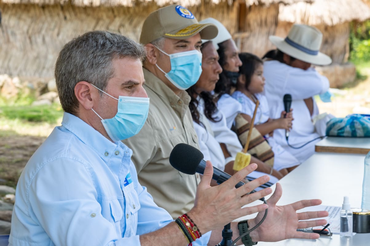 Con 700.000 árboles, Minambiente e indígenas arhuacos aportarán a la restauración en la Sierra Nevada de Santa Marta