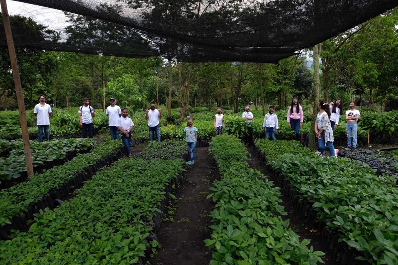 “Estamos preparando al país, desde la cultura y la conciencia ambiental, para los próximos años”: Ministro Correa