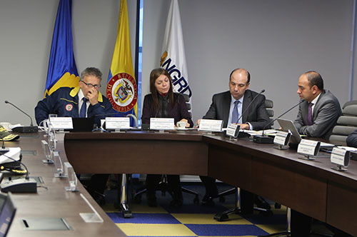 Gobierno anuncia medidas para hacer frente al Fenómeno de El Niño Gobierno anuncia medidas para hacer frente al Fenómeno de El Niño
