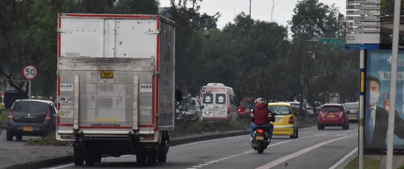 Como resultado de la estrategia ‘Transporte Sin Humo’ la SuperTransporte formula cargos en contra de 10 Centros de Diagnóstico Automotor