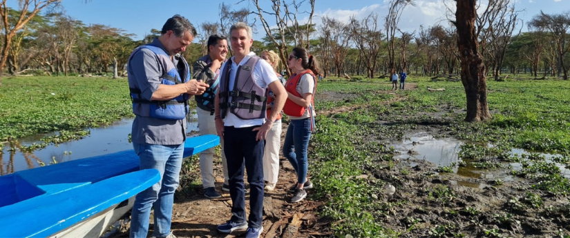 En Kenia, ministro de Ambiente buscó apoyo para el manejo de los hipopótamos en Colombia En Kenia, ministro de Ambiente buscó apoyo para el manejo de los hipopótamos en Colombia