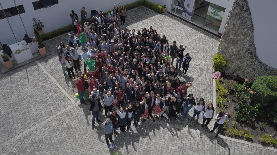 Ministro Ricardo Lozano lideró el décimo Encuentro Nacional de Jóvenes de Ambiente Ministro Ricardo Lozano lideró el décimo Encuentro Nacional de Jóvenes de Ambiente