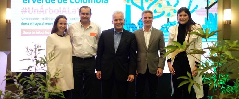 Grupo Éxito y Celsia se unen al Minambiente para sembrar un millón de árboles nativos Grupo Éxito y Celsia se unen al Minambiente para sembrar un millón de árboles nativos