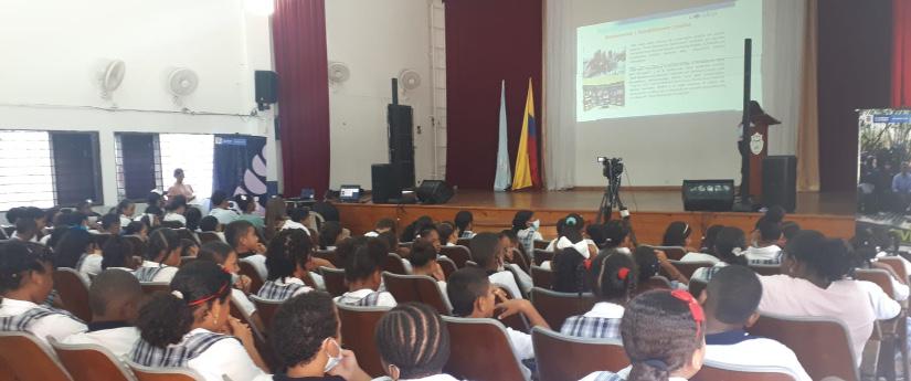 Niños y jóvenes hablaron de retos ambientales en el Encuentro Savia Ciudadanos San Andrés
