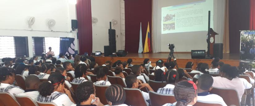 Niños y jóvenes hablaron de retos ambientales en el Encuentro Savia Ciudadanos San Andrés Niños y jóvenes hablaron de retos ambientales en el Encuentro Savia Ciudadanos San Andrés