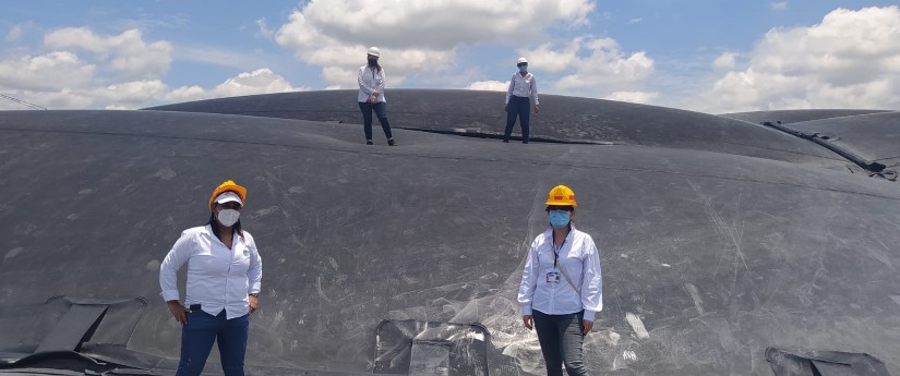 Minambiente acredita tres nuevos negocios verdes que reducirán emisiones GEI a través de los mercados de carbono Minambiente acredita tres nuevos negocios verdes que reducirán emisiones GEI a través de los mercados de carbono