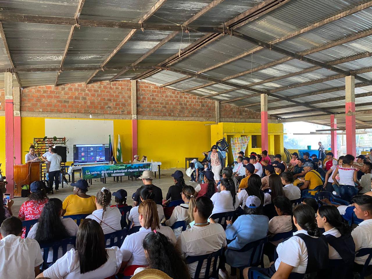 Se crea la primera empresa para 148 familias que viven en áreas de deforestación Se crea la primera empresa para 148 familias que viven en áreas de deforestación