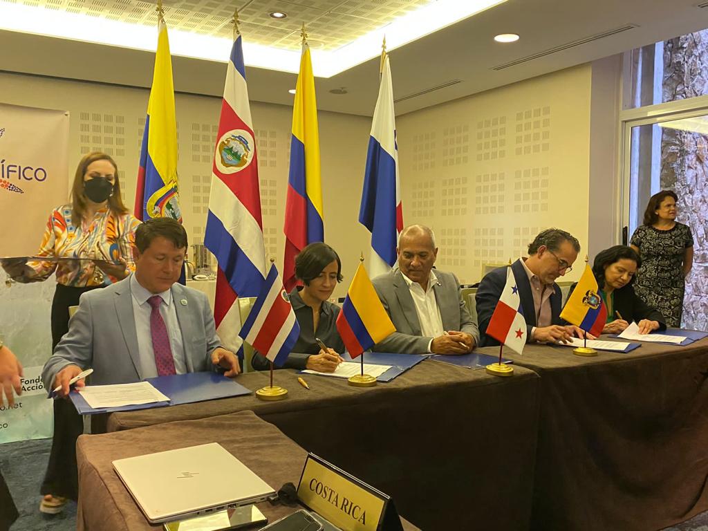Colombia firma acuerdo con tres países para blindar el Corredor Marino del Pacífico Colombia firma acuerdo con tres países para blindar el Corredor Marino del Pacífico