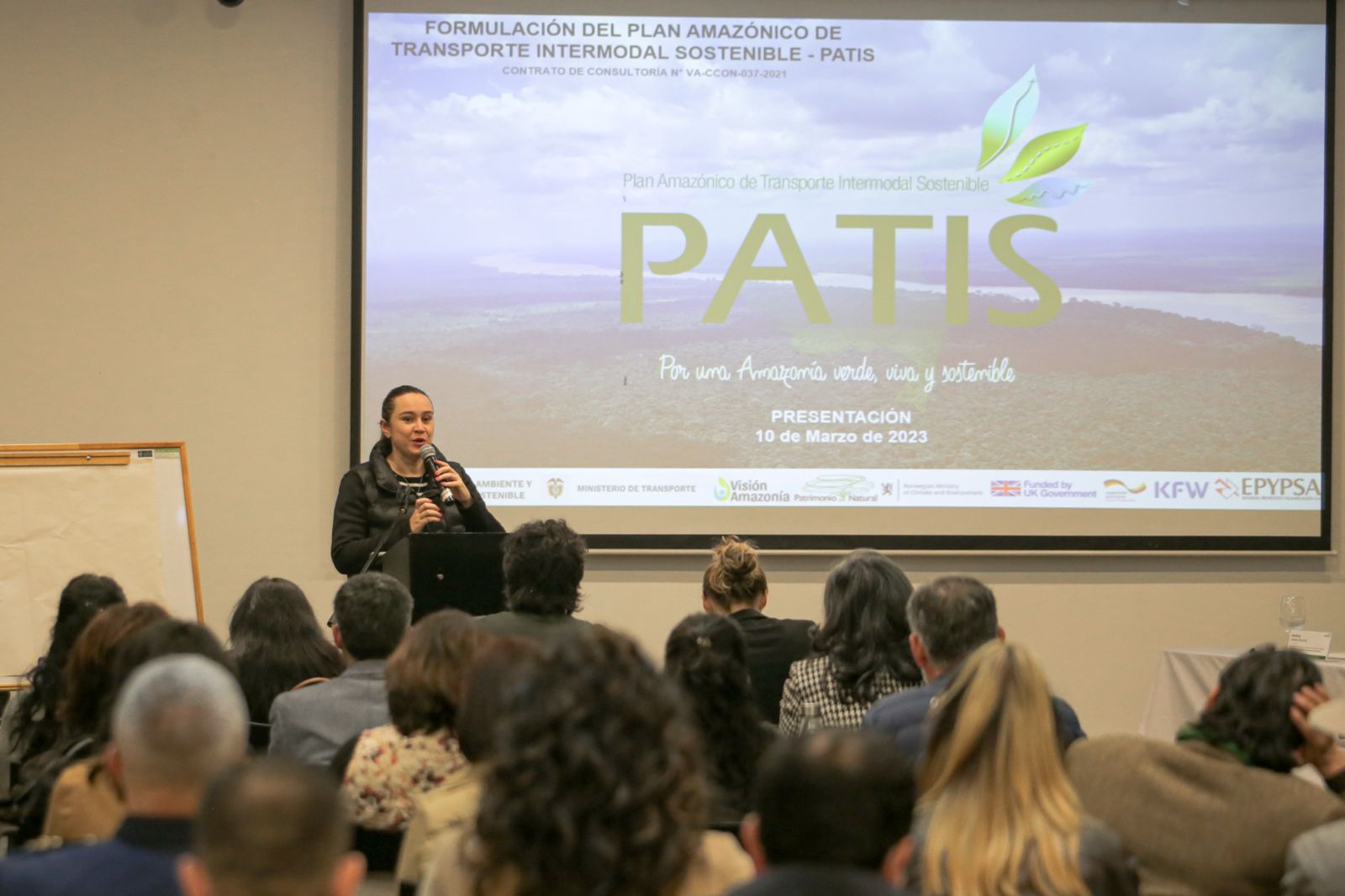 Gobierno del Cambio presentó el plan de transporte para interconectar a la Amazonía Gobierno del Cambio presentó el plan de transporte para interconectar a la Amazonía