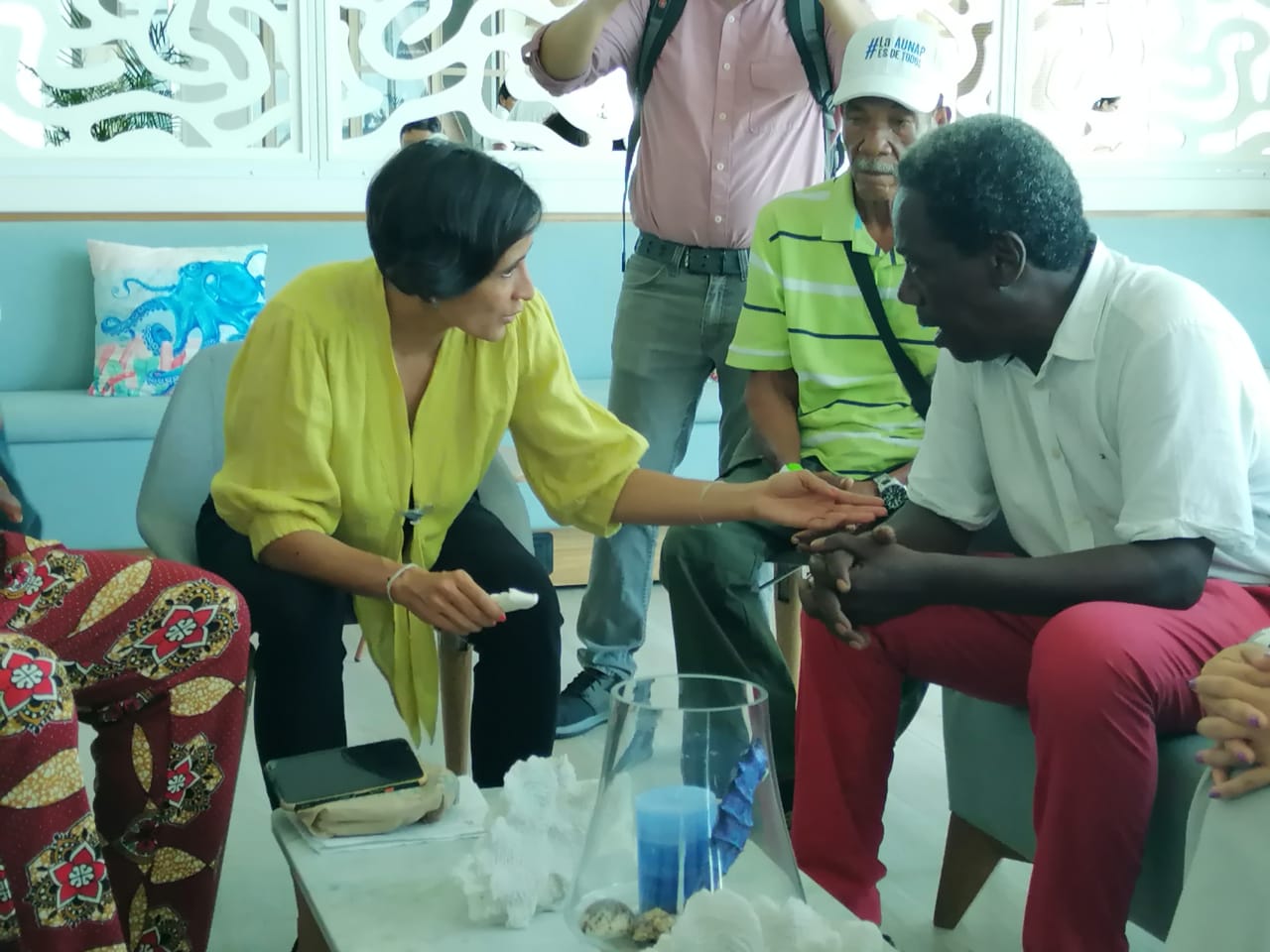 Cerca de 27.000 millones de pesos para el desarrollo económico y la conservación en San Andrés Cerca de 27.000 millones de pesos para el desarrollo económico y la conservación en San Andrés