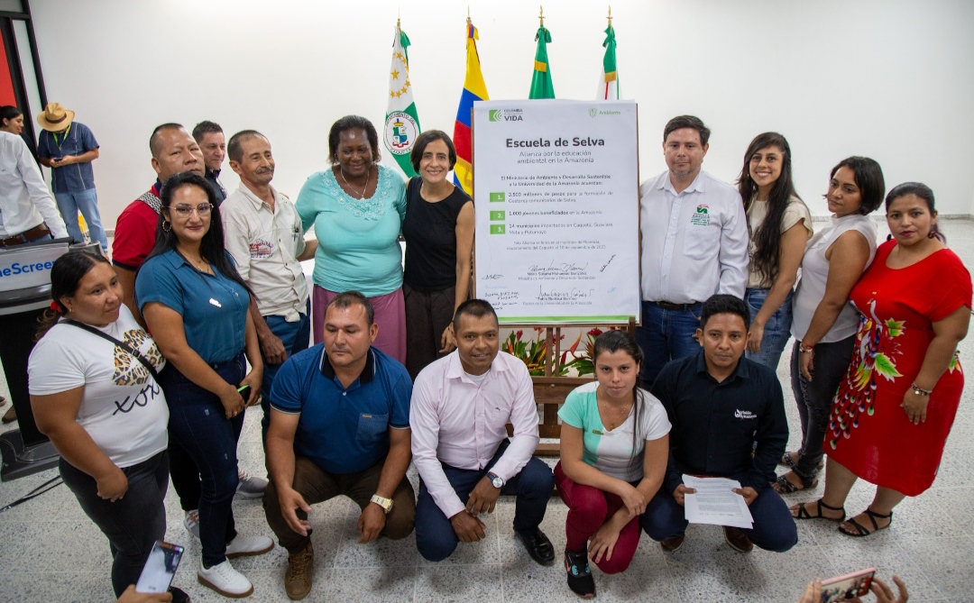 Minambiente lanza Escuela de Selva para contener la deforestación en la Amazonía