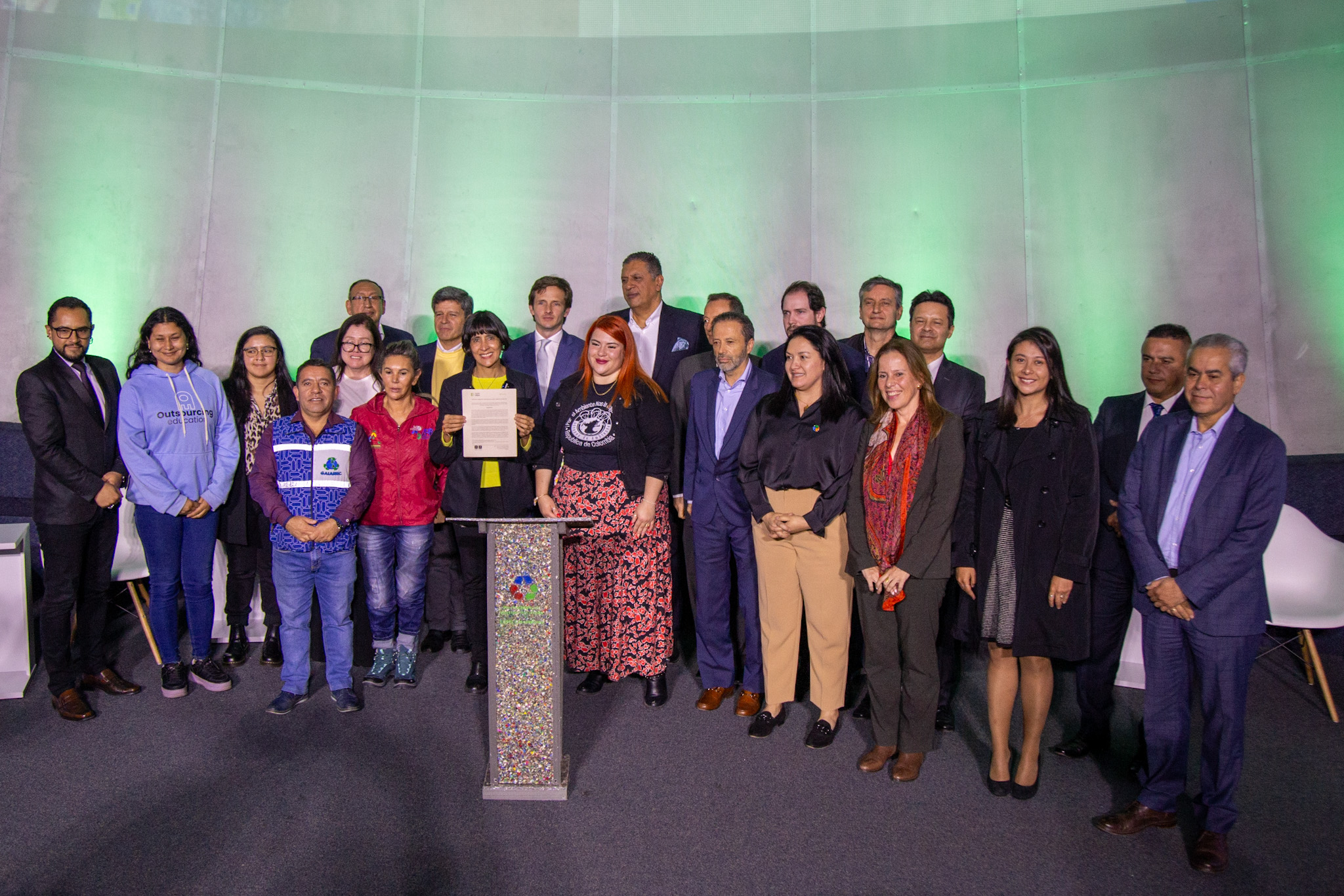 Colombia avanza hacia la reducción de los plásticos de un solo uso