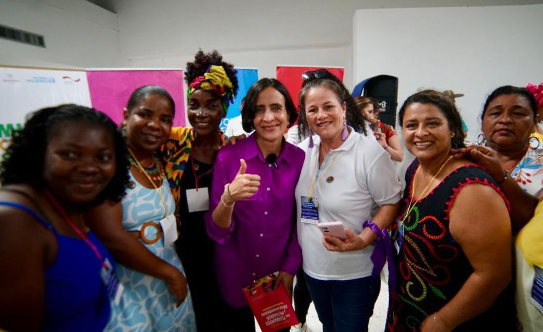 Mujeres de Colombia trazan su camino hacia la COP16 Mujeres de Colombia trazan su camino hacia la COP16