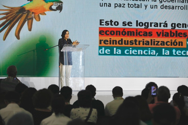 Gobierno Nacional hizo anuncios para avanzar en la ruta de la transición socioecológica del país Gobierno Nacional hizo anuncios para avanzar en la ruta de la transición socioecológica del país