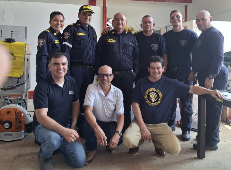 Brigadistas y bomberos voluntarios reciben capacitación para fortalecer su lucha contra incendios Brigadistas y bomberos voluntarios reciben capacitación para fortalecer su lucha contra incendios