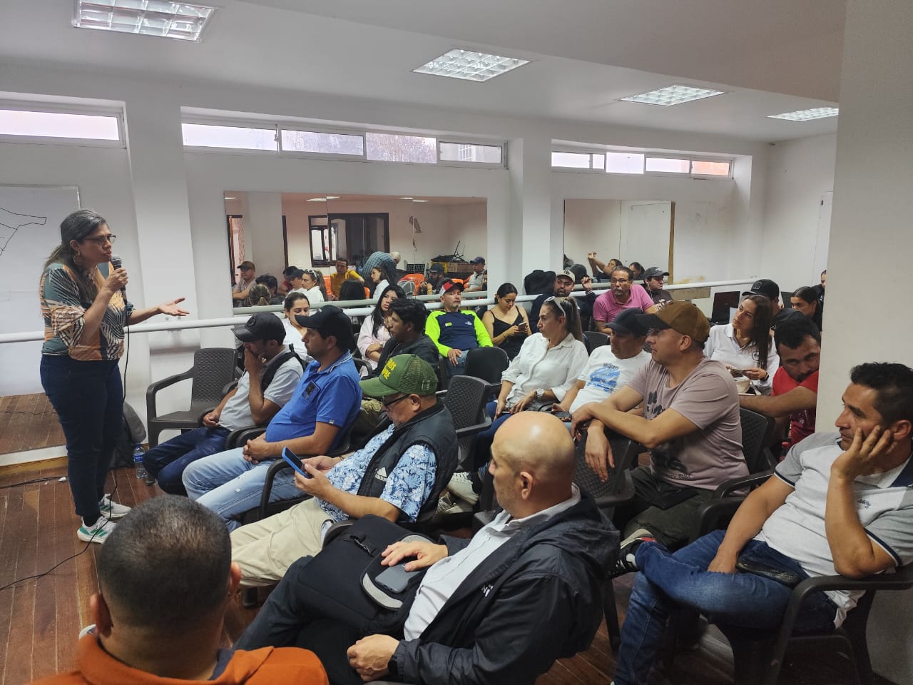 Minambiente reitera voluntad de diálogo con comunidades de Santander sobre reserva temporal en Santurbán