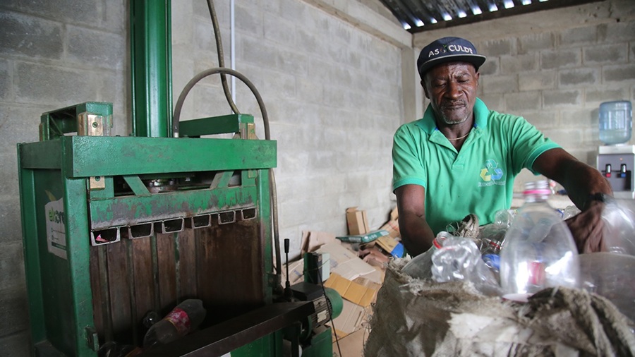 Colombia lanza el Programa Basura Cero para transformar la gestión de residuos Colombia lanza el Programa Basura Cero para transformar la gestión de residuos