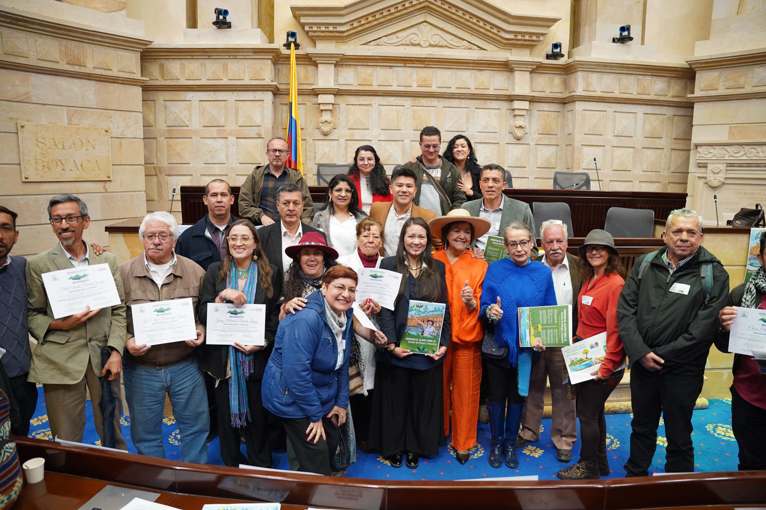 Ministra Lena Estrada celebra histórica ley para proteger los humedales en Colombia