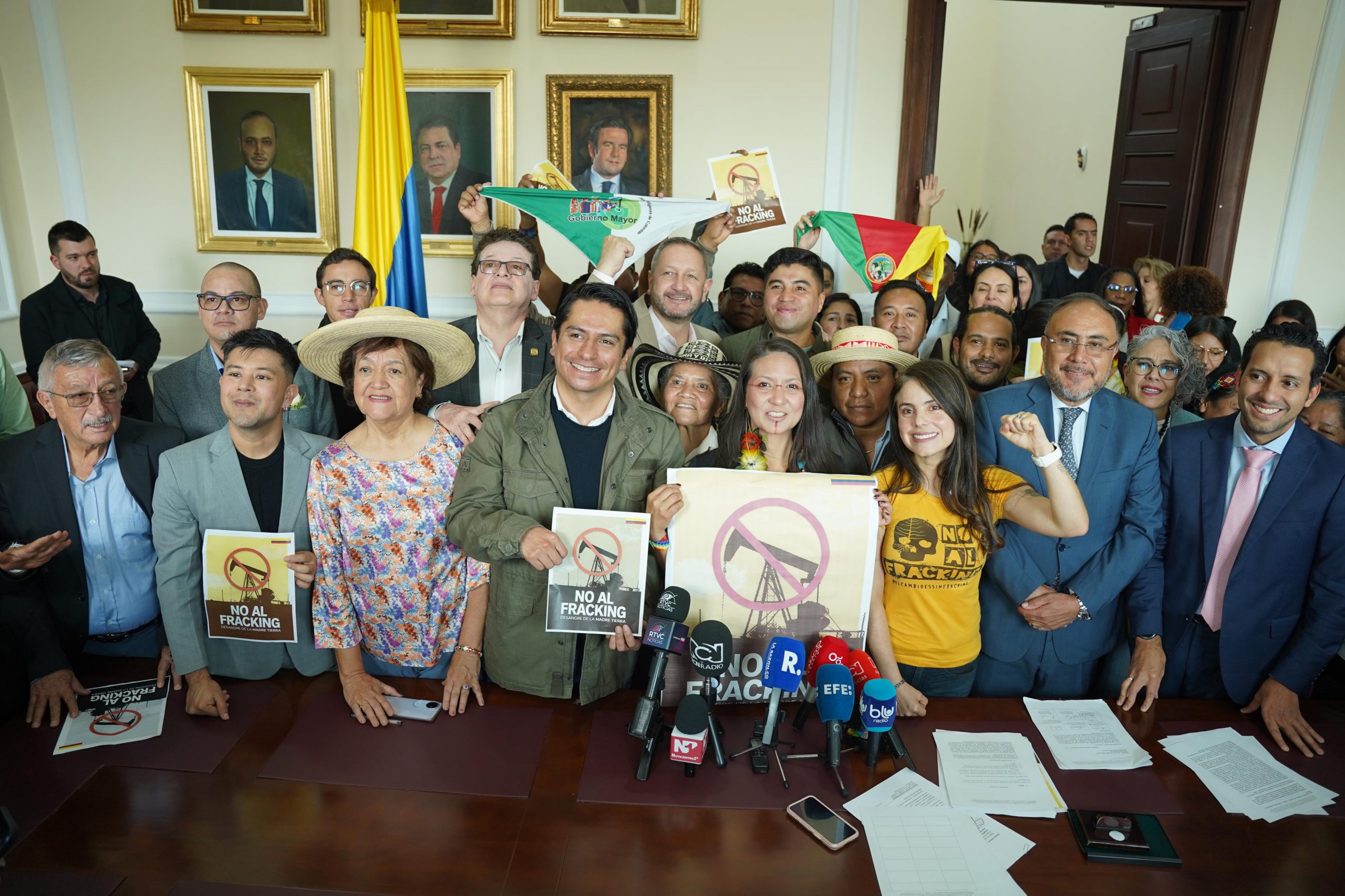Radicado proyecto de ley que prohíbe el fracking en Colombia Radicado proyecto de ley que prohíbe el fracking en Colombia