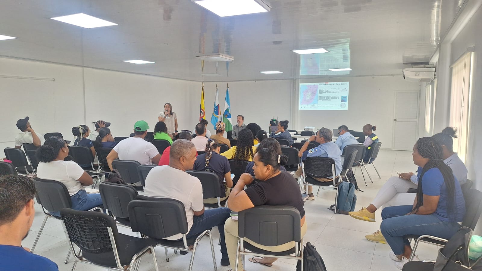 Minambiente avanza en restauración de ecosistemas marinos en archipiélago de San Andrés