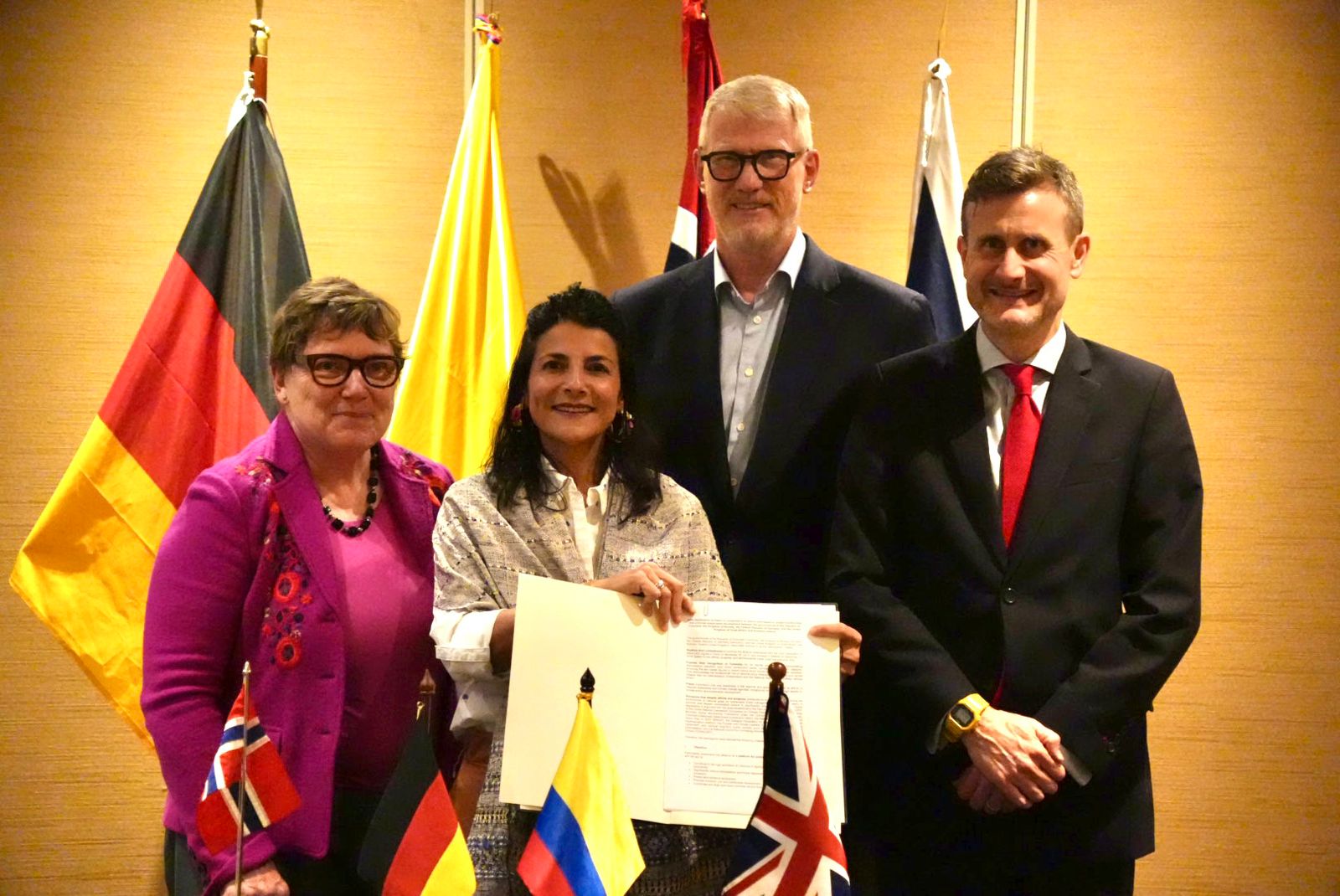 Alemania, Noruega y Reino Unido reconocen reducción histórica de la deforestación y renuevan acuerdo para proteger los bosques de Colombia