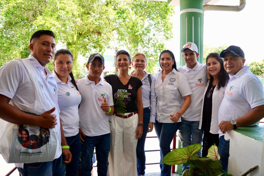 ¡Histórico! Gobierno entrega primera concesión forestal campesina en la Amazonía colombiana