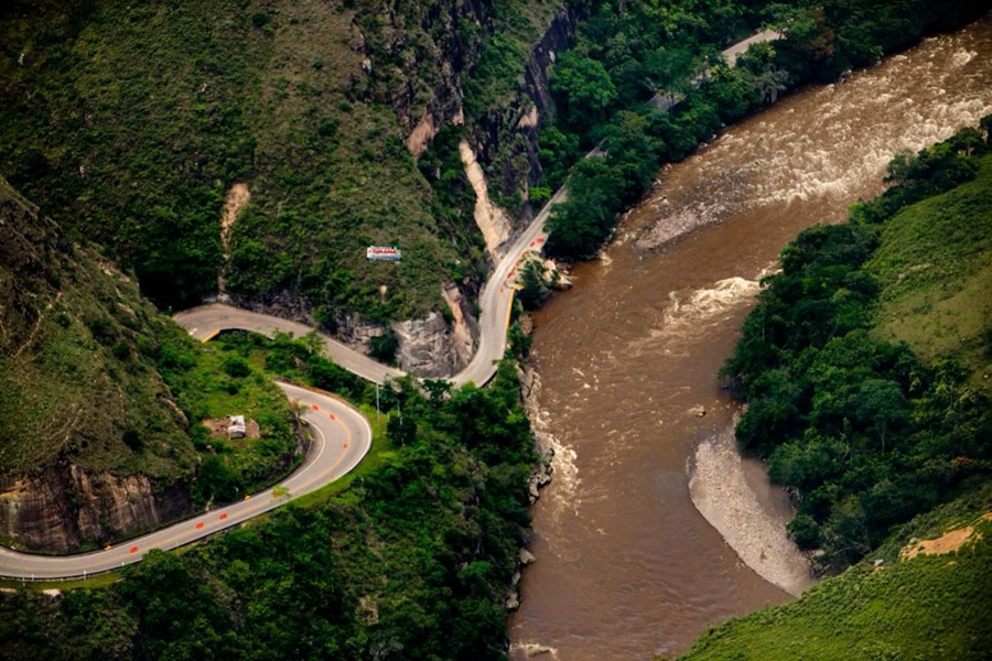 Gobierno del presidente Petro cumple con obra clave para la conectividad del Huila